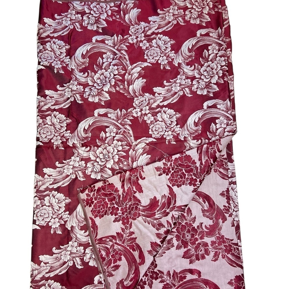 Vtg Damask Jacquard Fabric Floral Acanthus Burgundy Gray/Silver 50” x 20’